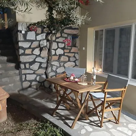 Quiet, Colourful In Cyclades